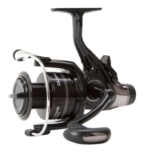 Daiwa naviják black widow br 3500 a