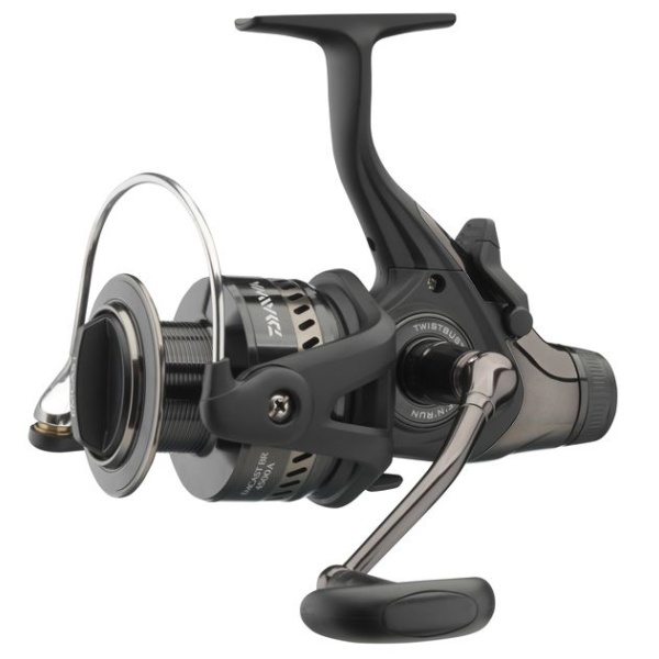 Daiwa naviják emcast br 4000 a