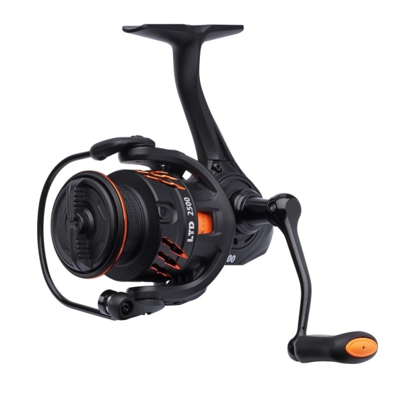 Savage Gear Naviják Orange LTD 3000 FD